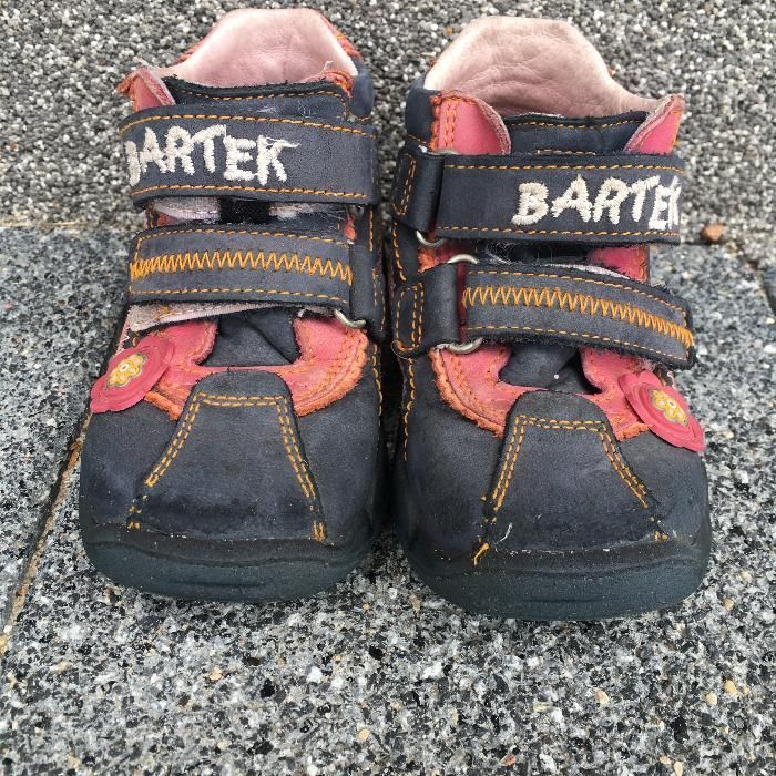 Buty dziewczęce, trzewiki Bartek, rozmiar 22, wkładka 14,5cm