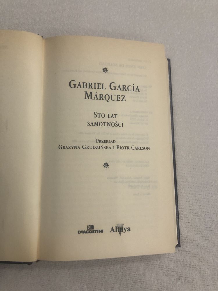 Książka „Sto lat samotności” Cien años de sole  Gabriel Garcia Marquez