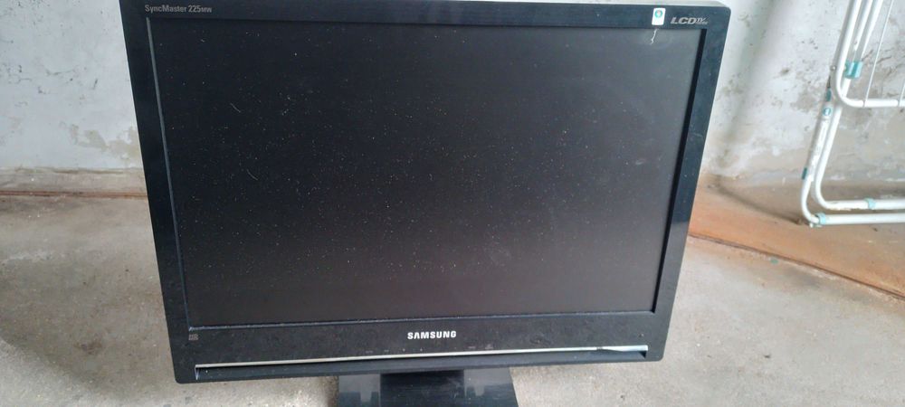 Monitor Samsung 225MW - (Avariado)
