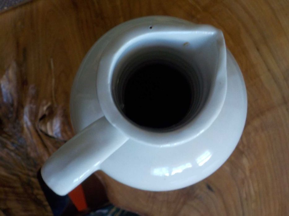 stary dzbanek porcelanowy poj. 0,7 litra