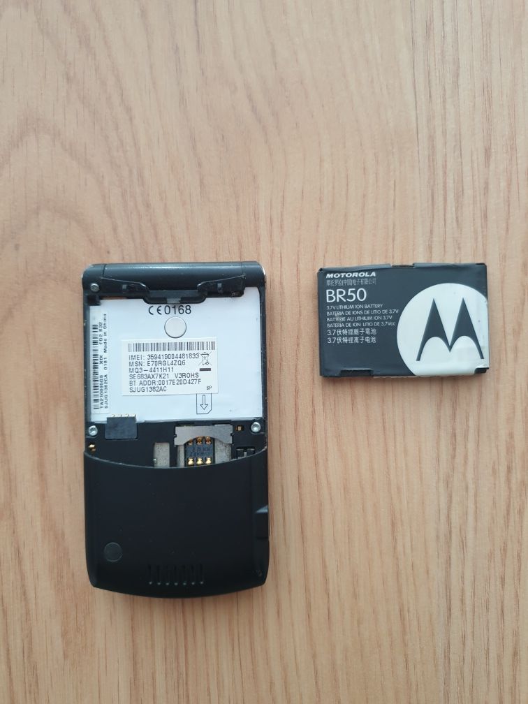 Motorola V3 em caixa