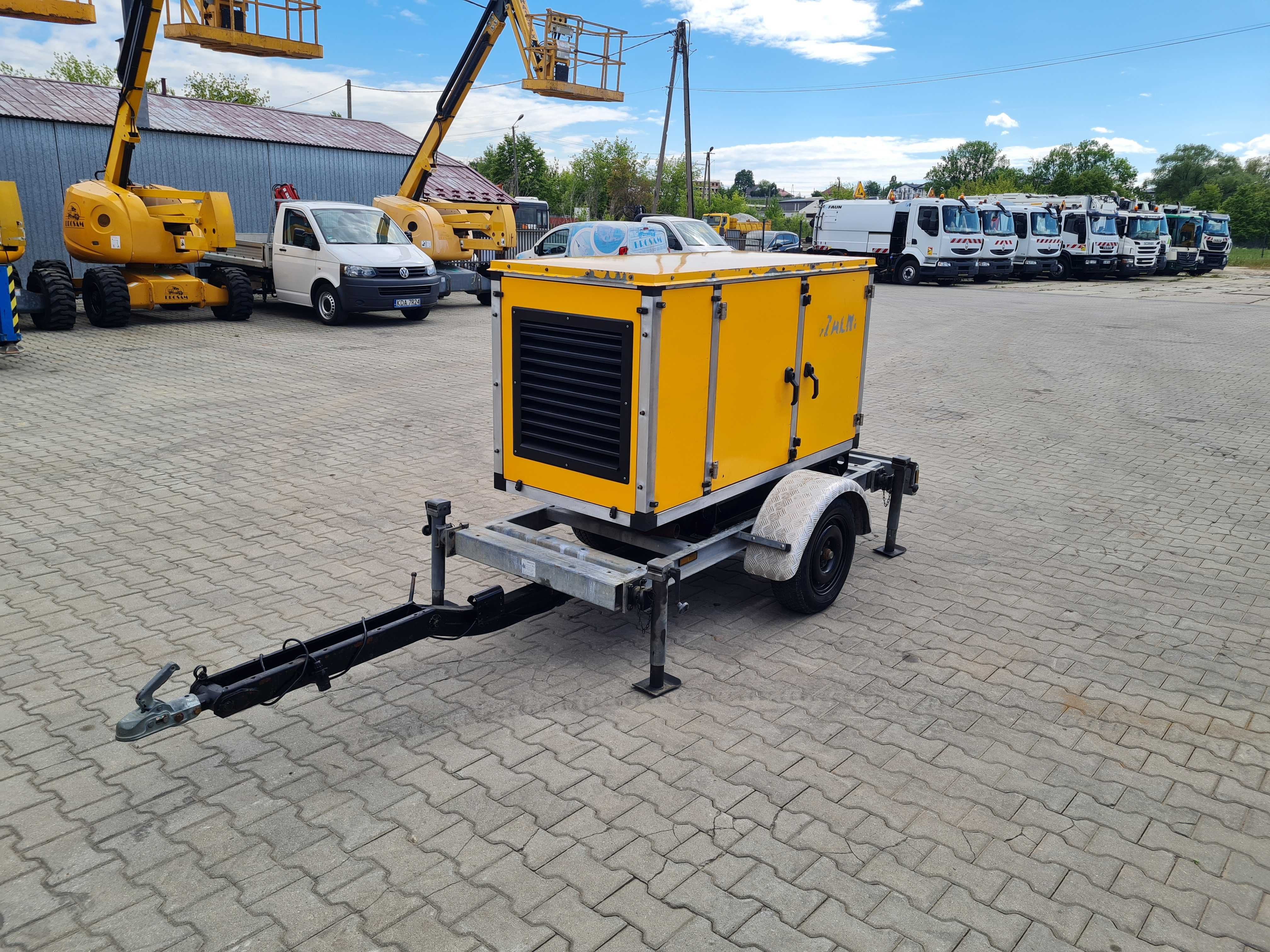 Agregat prądotwórczy SMG 30TE-LS-2, 30 kVA,24 kW, 230/400V