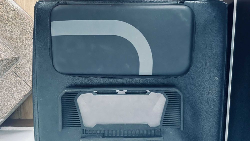 NINTENDO Swith Oled +  Comandos Bolsa de Transporte