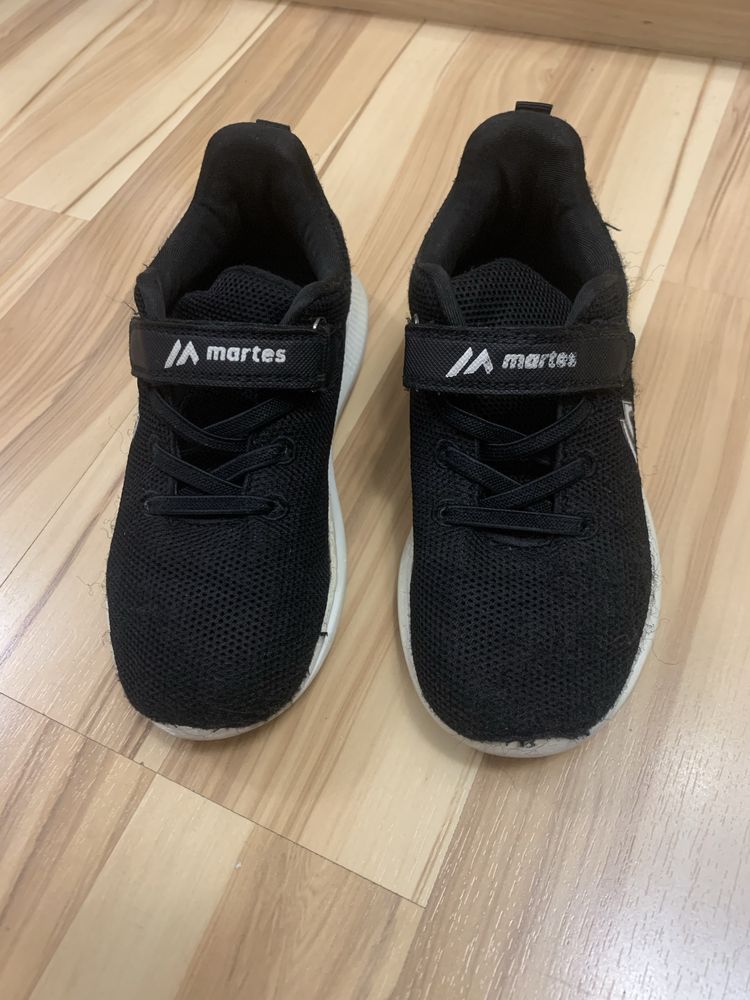 Buty lekkie szkolne i na lato do biegania