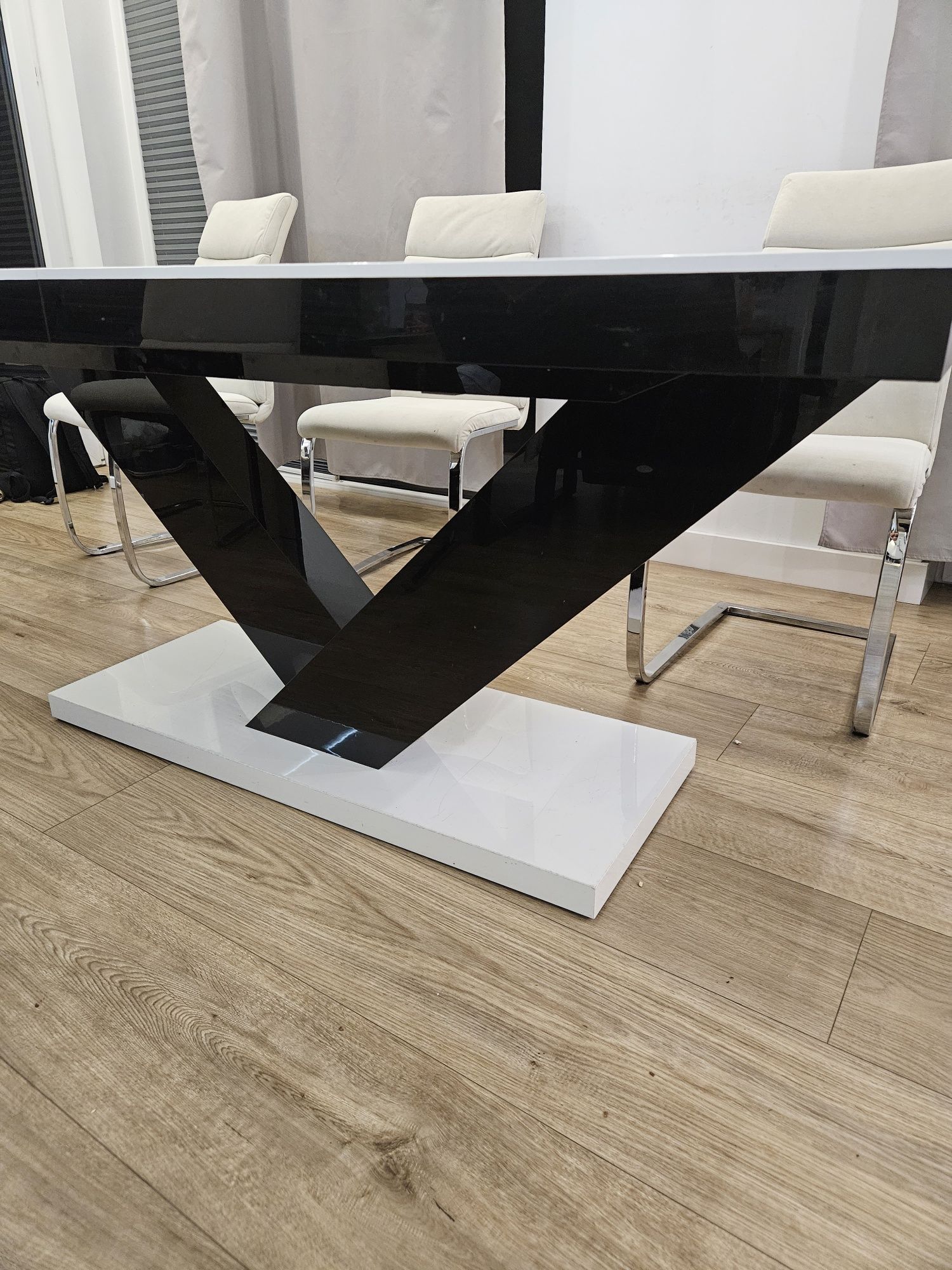 Stół Victoria 160x89 rozkładany Agata meble hubertus