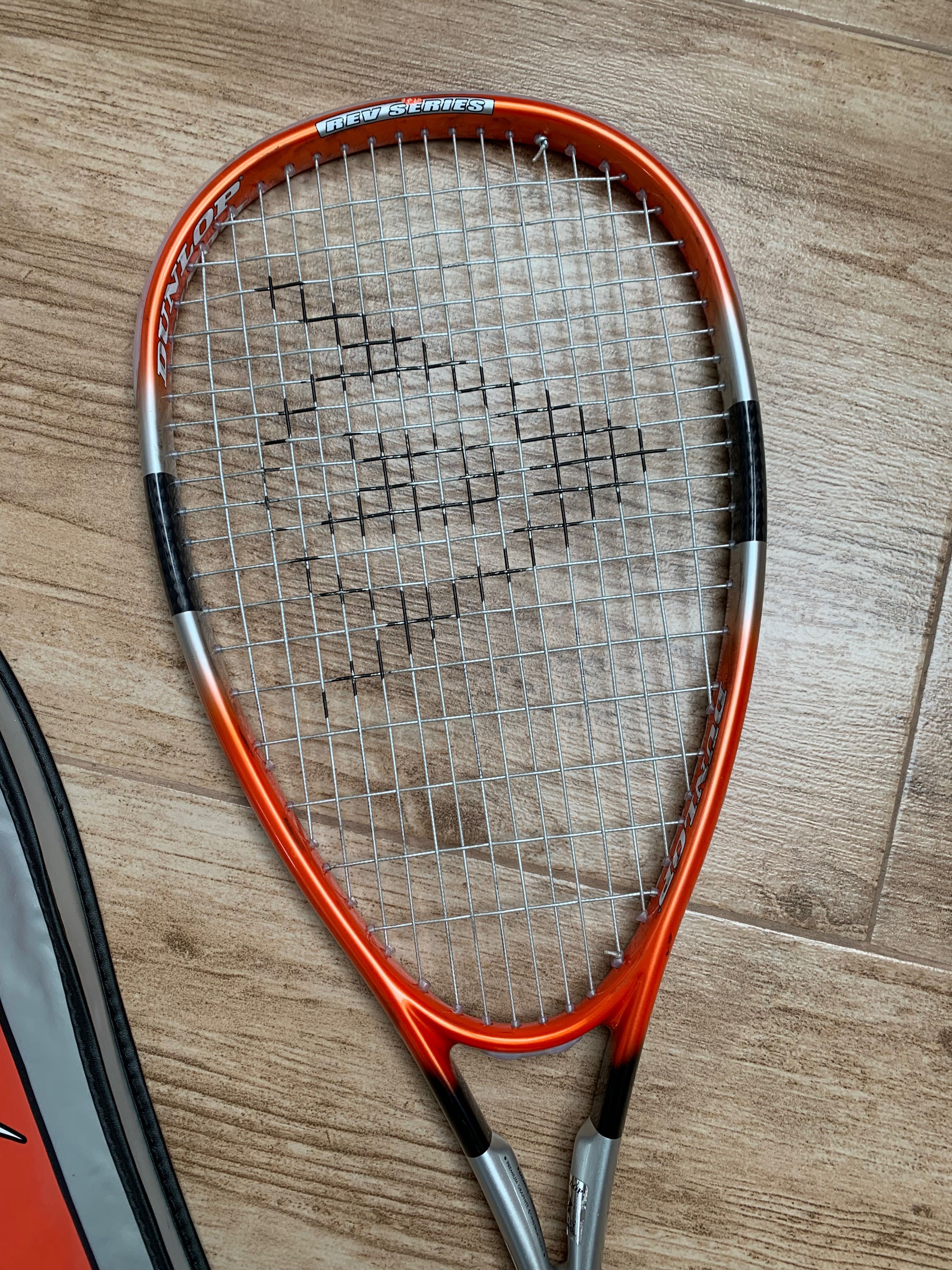 Rakieta do squasha Dunlop pokrowiec