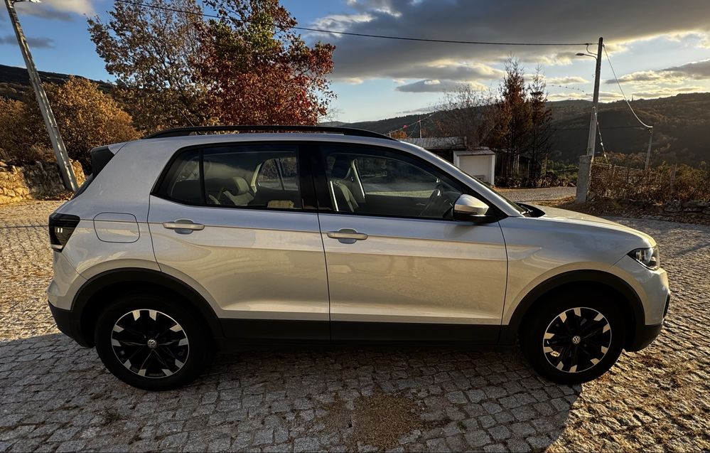 VW T-Cross 1.0 TSI Life 95 CV 5 Portas 5 Lugares 4x2