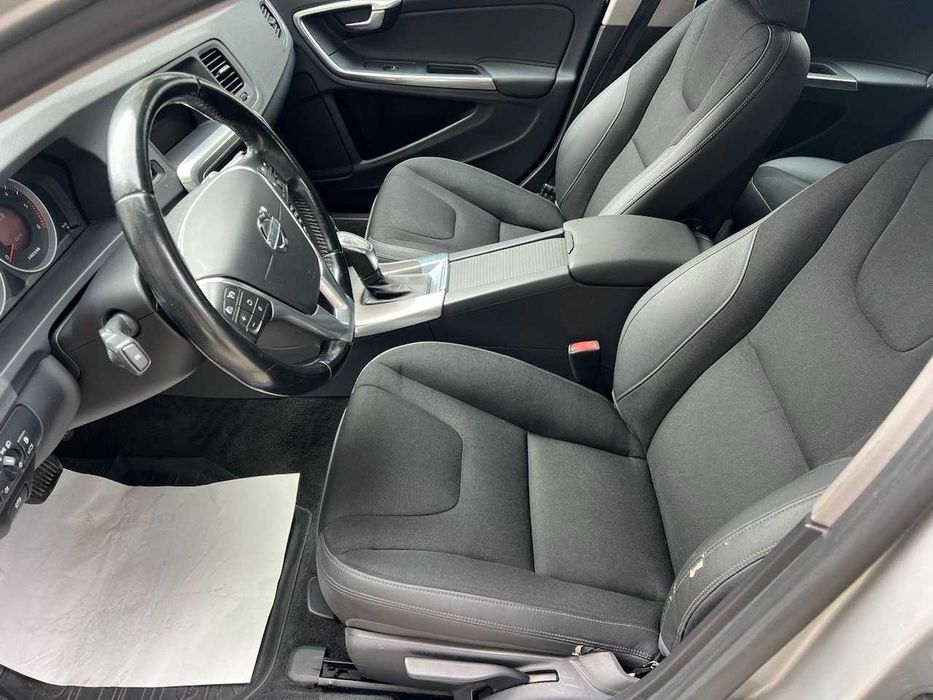 Volvo V60 2.0 D3 Momentum | Automático | 2013 | 136cv