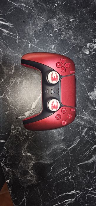 Dualsense volcano red