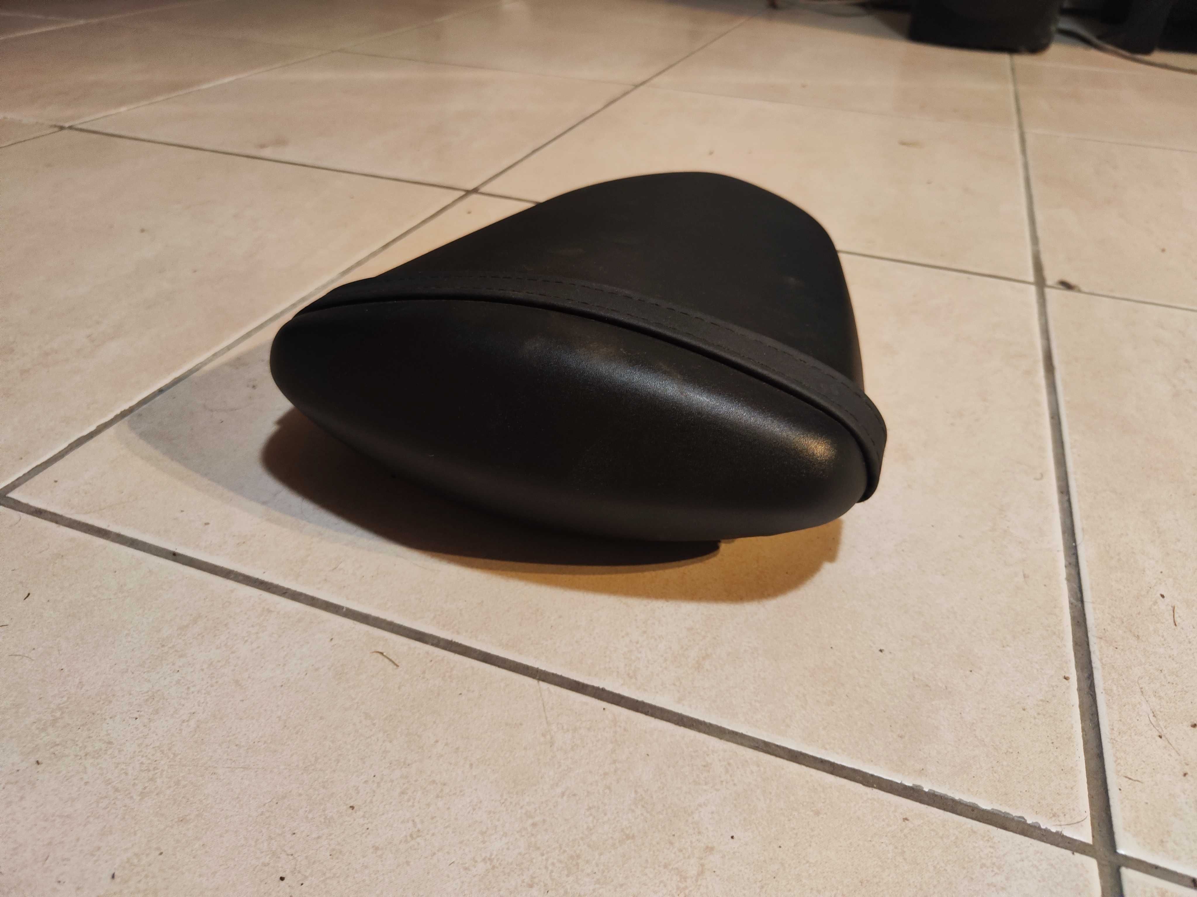 Banco pendura Suzuki GSXR1000 K6