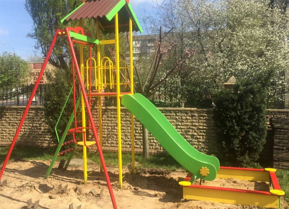 Дитячий ігровий майданчик "Малюк" Детский игровой комплекс