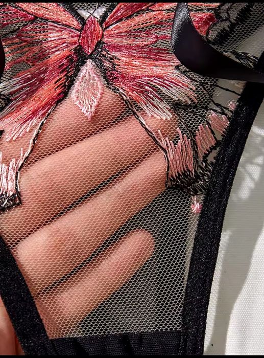 Продам женское белье