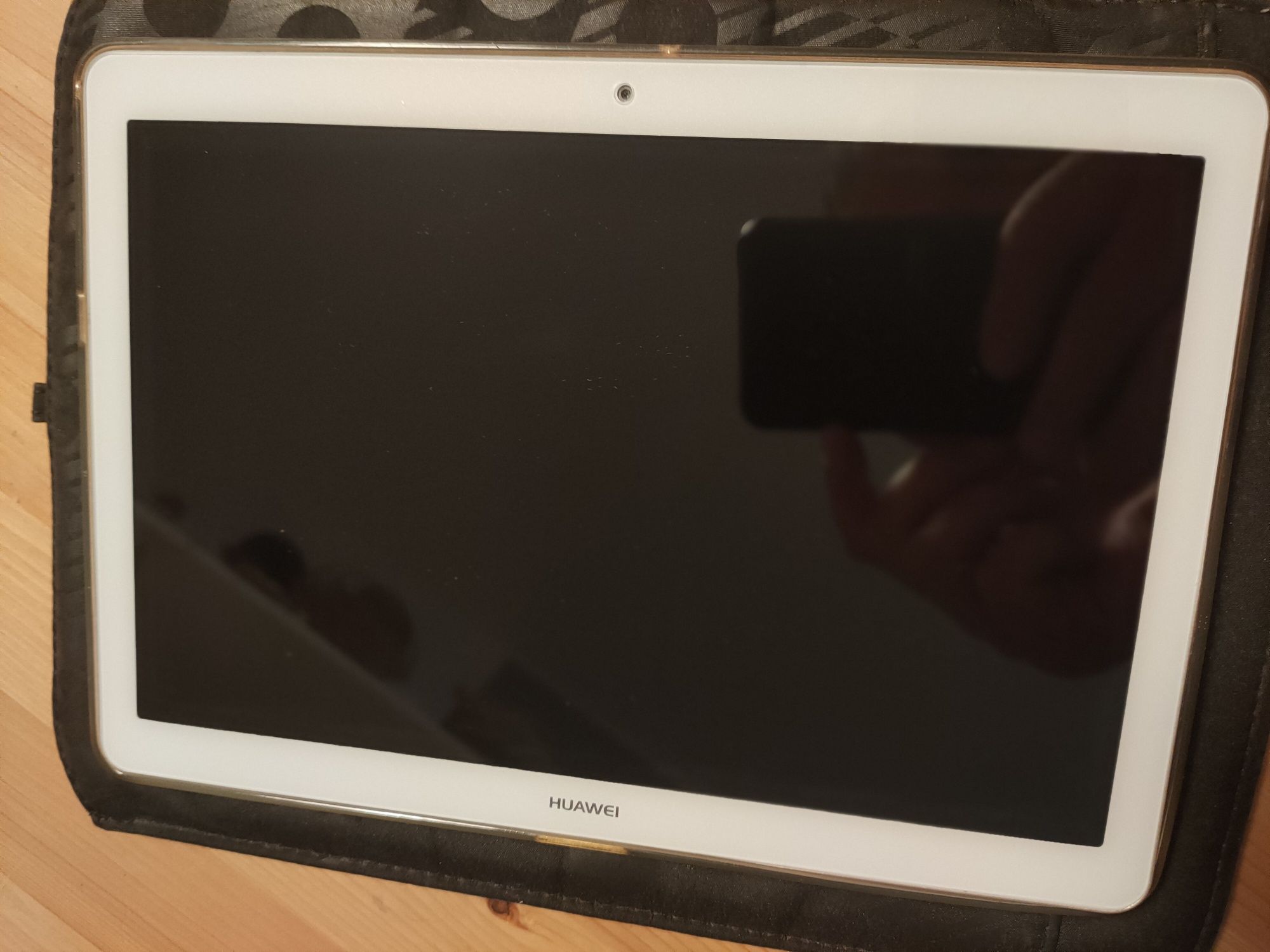 Tablet Huawei MediaPad T3 10cali pokrowiec wsuwka guma plus szklo