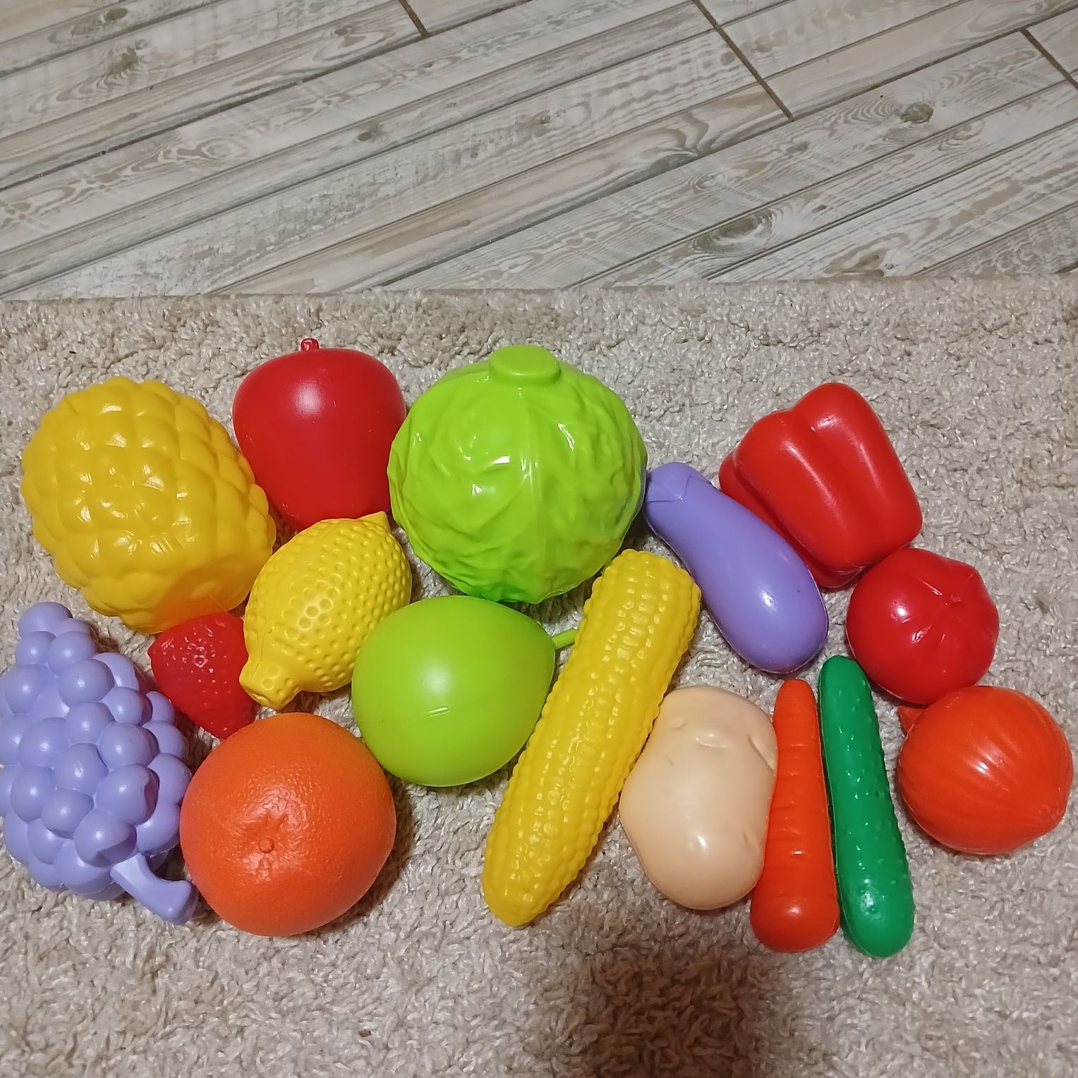 Іграшка "Набір фруктів та овочів"