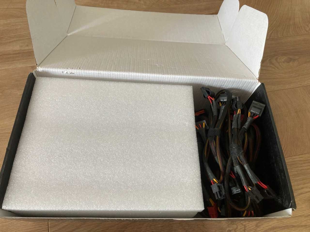 Zasilacz Chieftec Navitas GPM-1250C 1250W 80 Plus Gołd