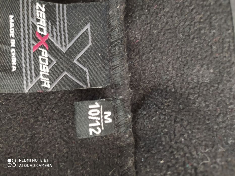 Czarna kurtka  na 10-12 lat