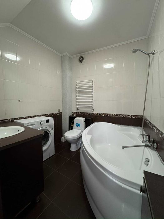 Здається Будинок по вулиці Київській