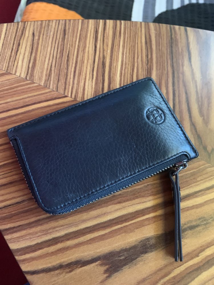 Massimo Dutti - etui na karty kredytowe
