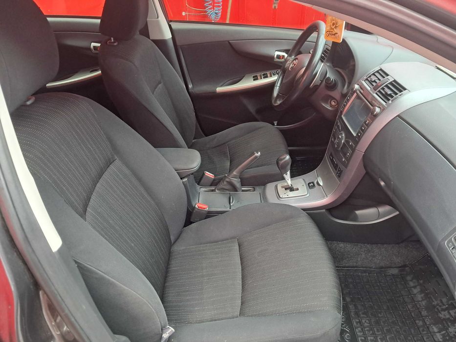 Продам своє авто TAYOTA COROLLA