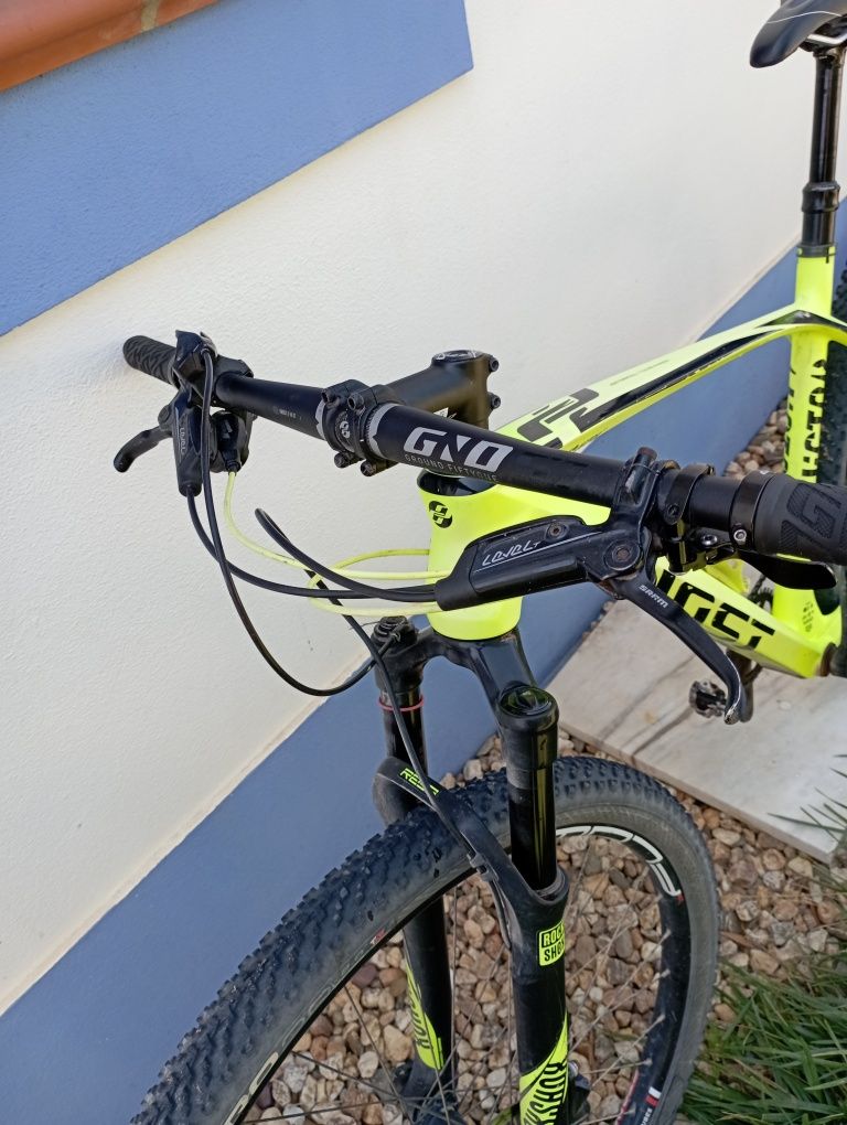 Bike BTT carbono