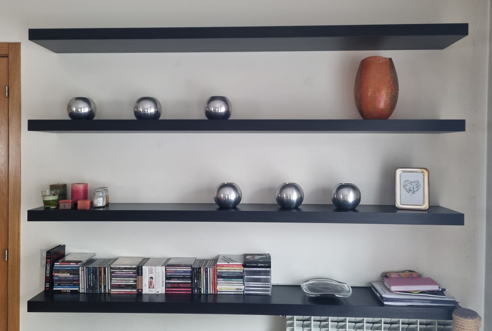 Conjunto móveis TV e 4 prateleiras