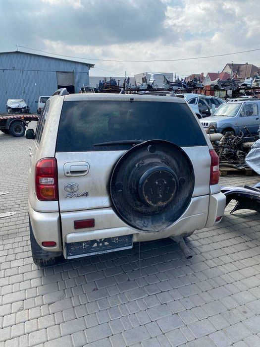 Разборка Toyota RAV-4 II 2000-2005 2.0 АКПП (АКПП,двигатель,ляда,дверь