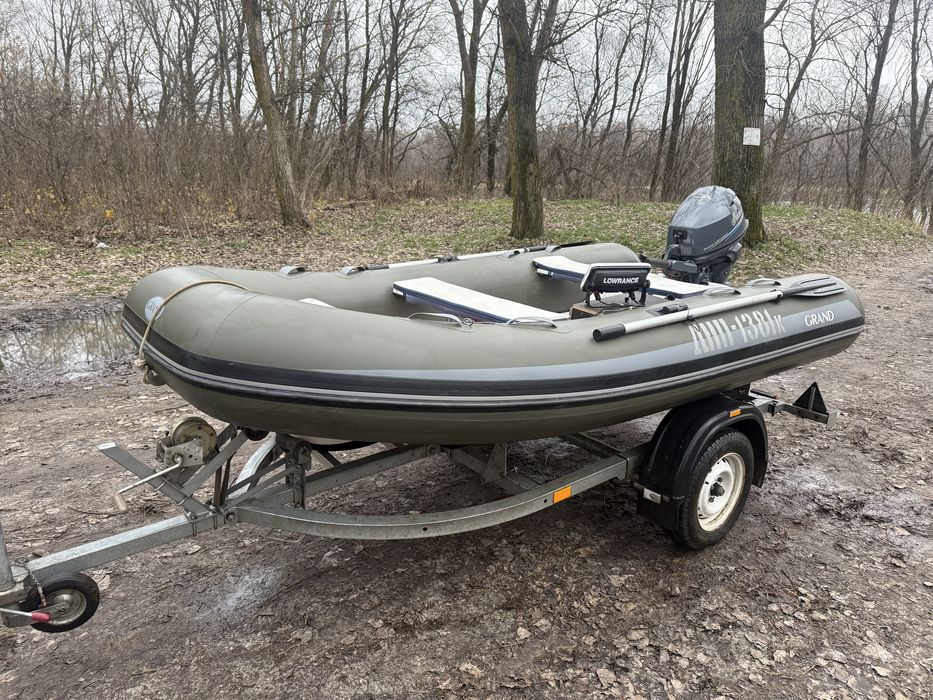 Продам лодку с мотором и эхолотом