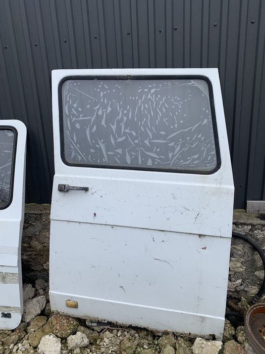 Двері до РАФ. Бокові. Передні ліві і праві.