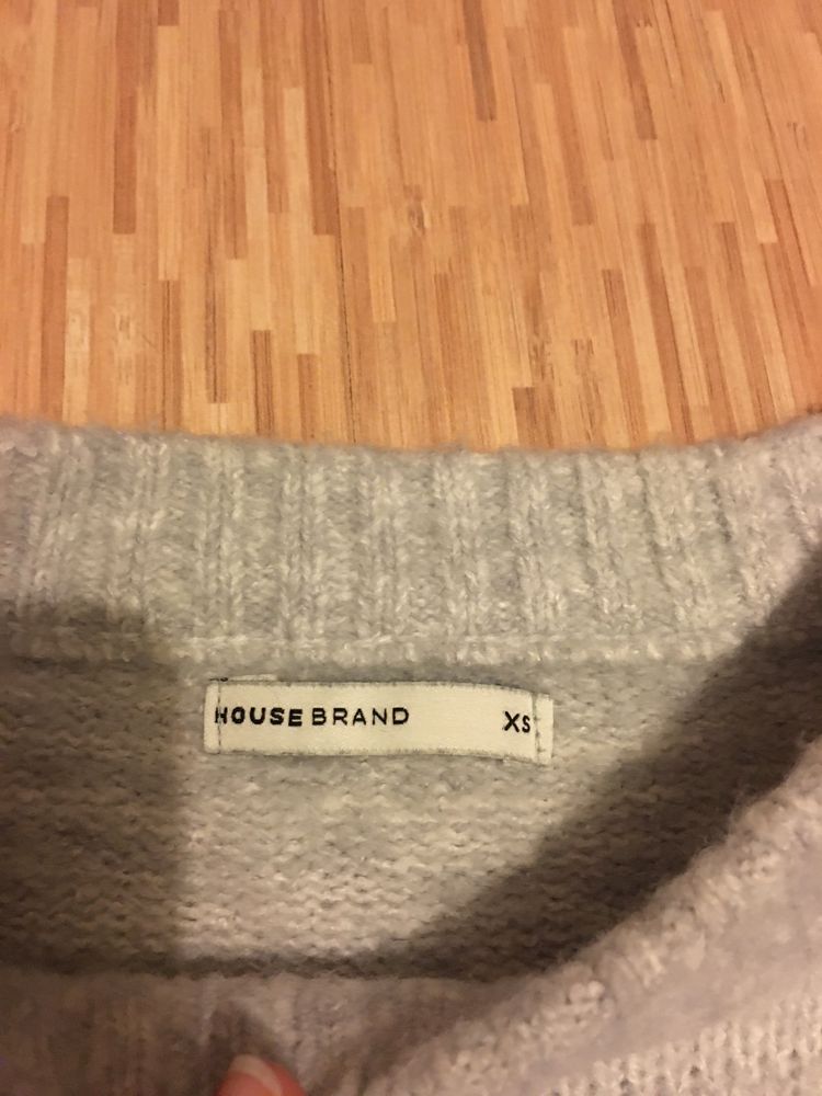 Sweter House r. XS