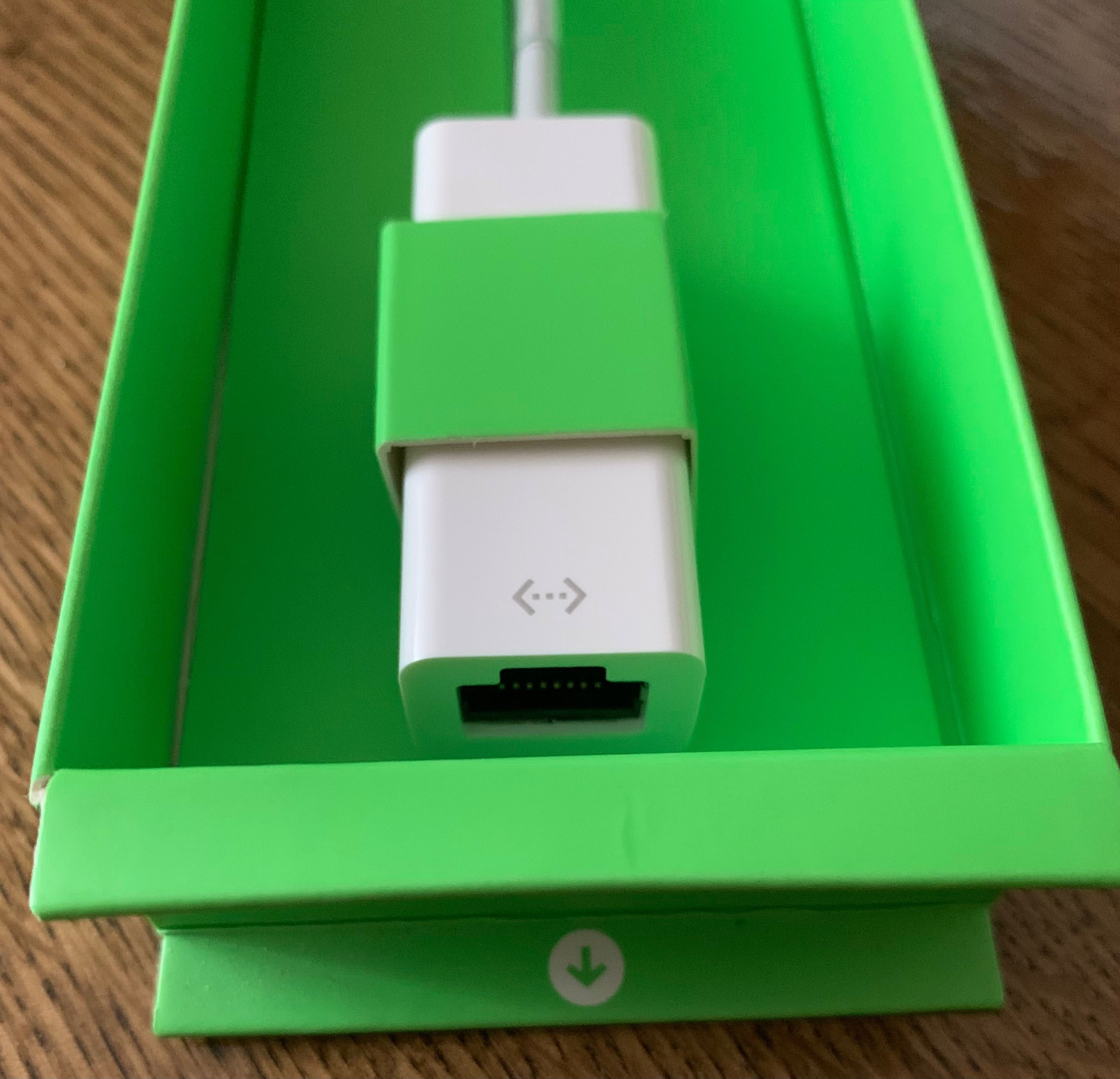 Адаптер Belkin USB-C в Gigabit Ethernet