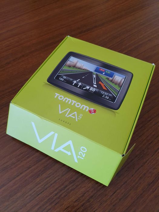 GPS TomTom Via LIVE 120 - Europa 45 + BOLSA