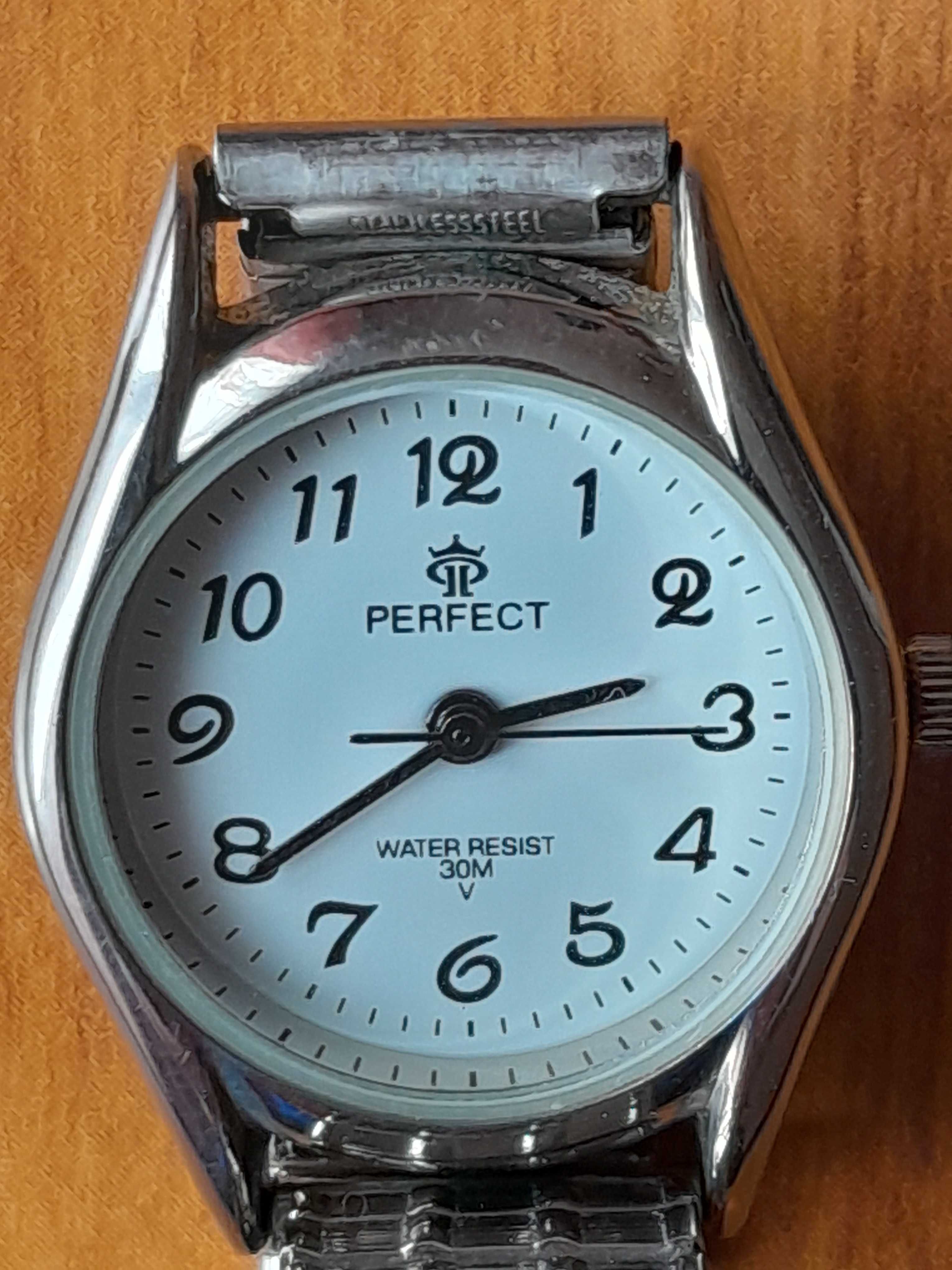 Zegarek damski PERFECT srebrny na branzolecie