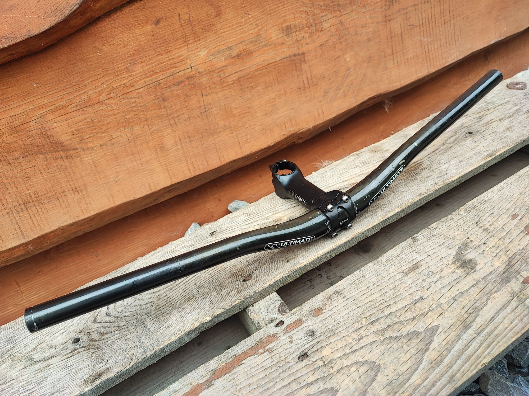 Kierownica i mostek rowerowy Newutimate Carbon alu 31.8 retro mtb