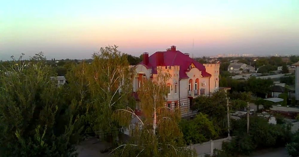 Будинок березанівка 665м.кв.