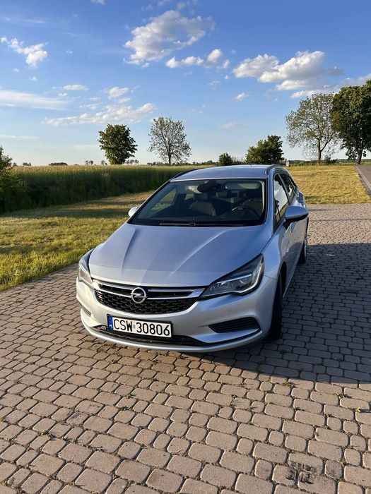 Opel Astra Opel Astra 1.4 Turbo-ładny kolor, bogate wyposażenie, gotowe do jazdy