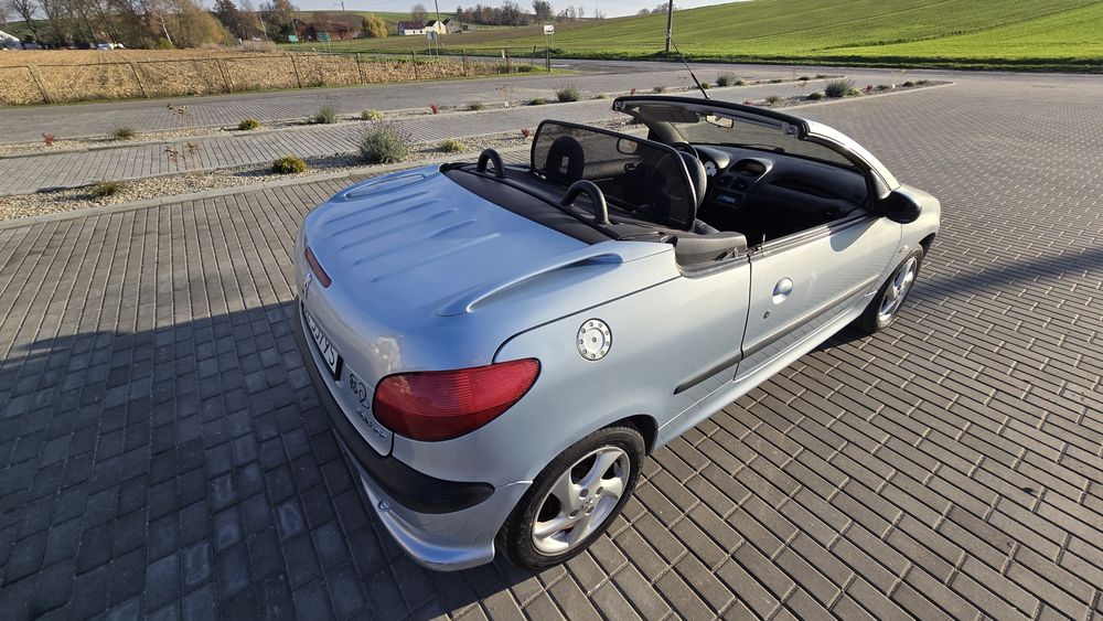 Peugeot 206cc 2003r 1.6 159.000km bardzo dobry stan!