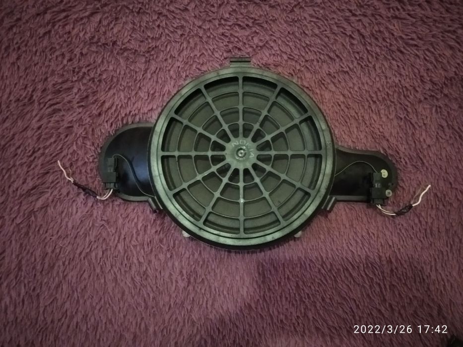 Автомобільний сабвуфер " NOKIA"