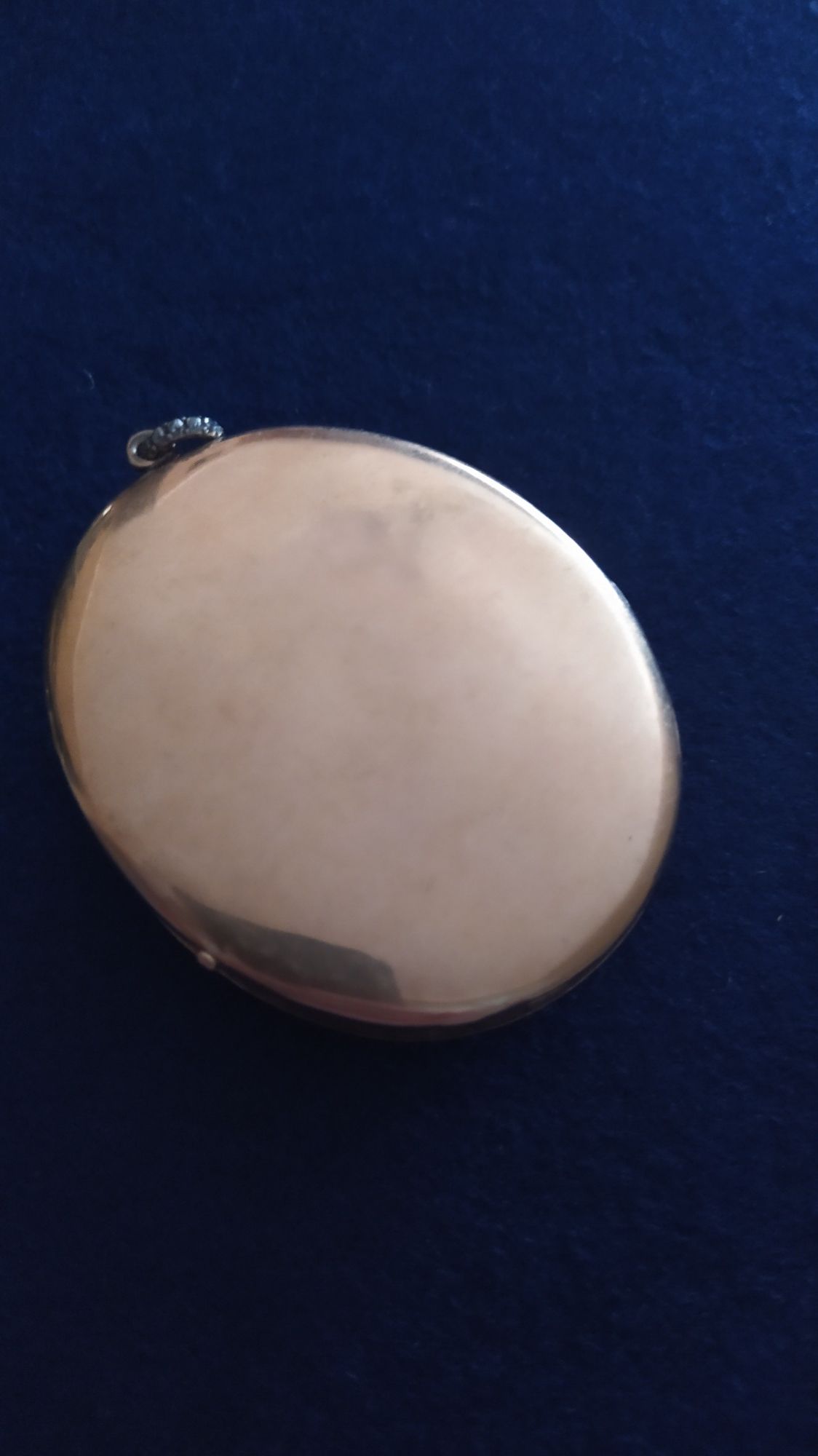 Pendente de ouro com prata e diamantes