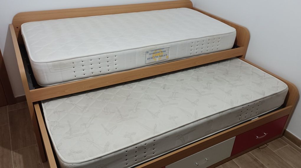 Cama individual dupla + 3 gavetas