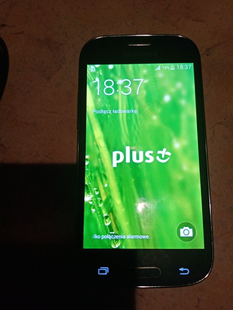 Samsung Galaxy ACE 4 z androidem