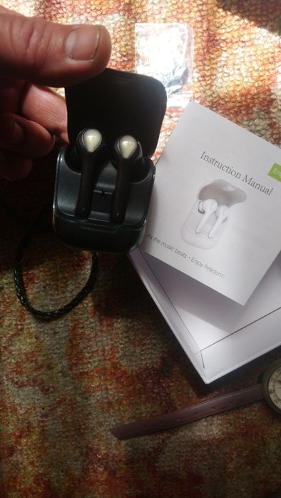 навушники, майже нові недорого, віп камеры проектор