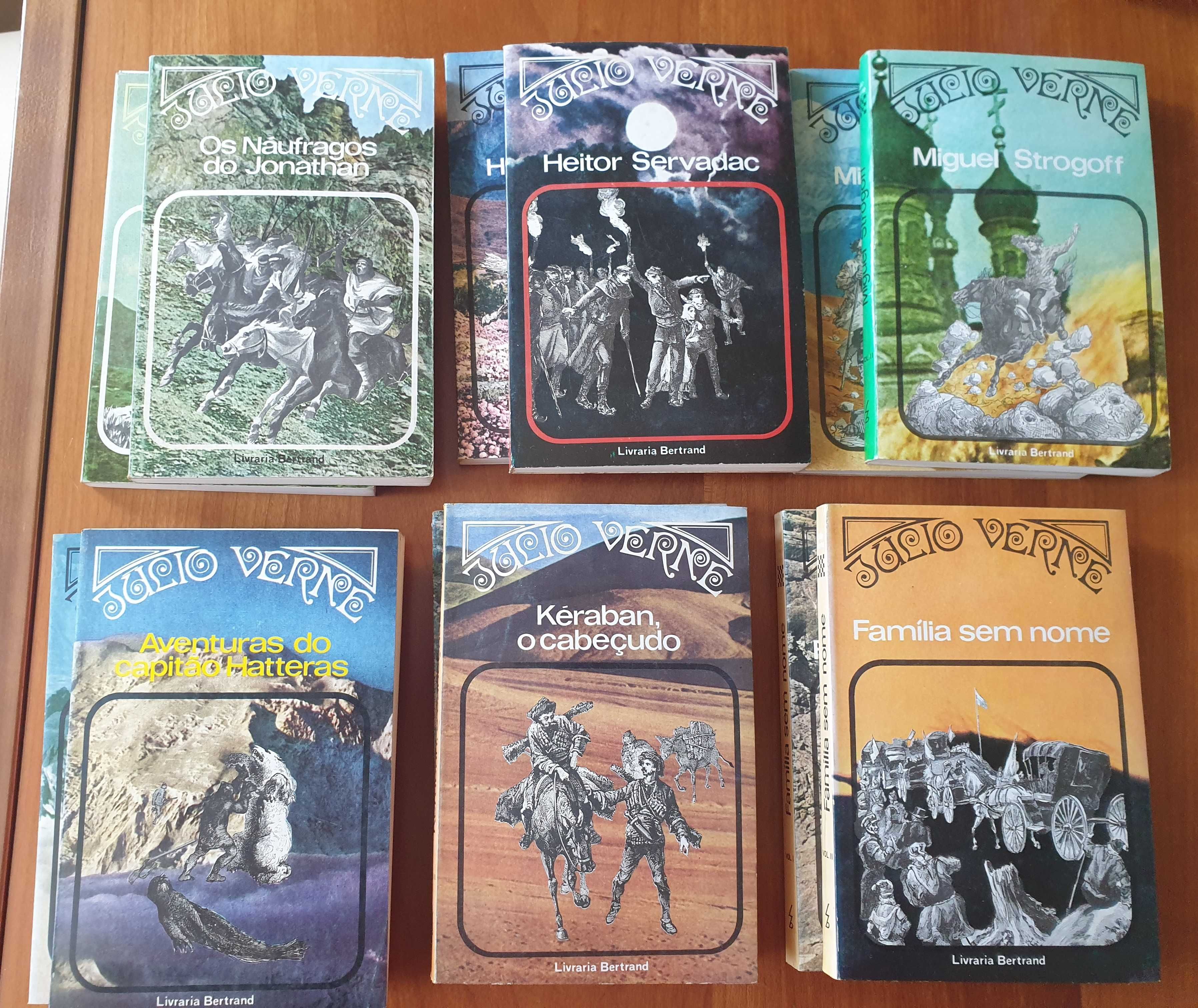 Lote 26 volumes de Júlio Verne