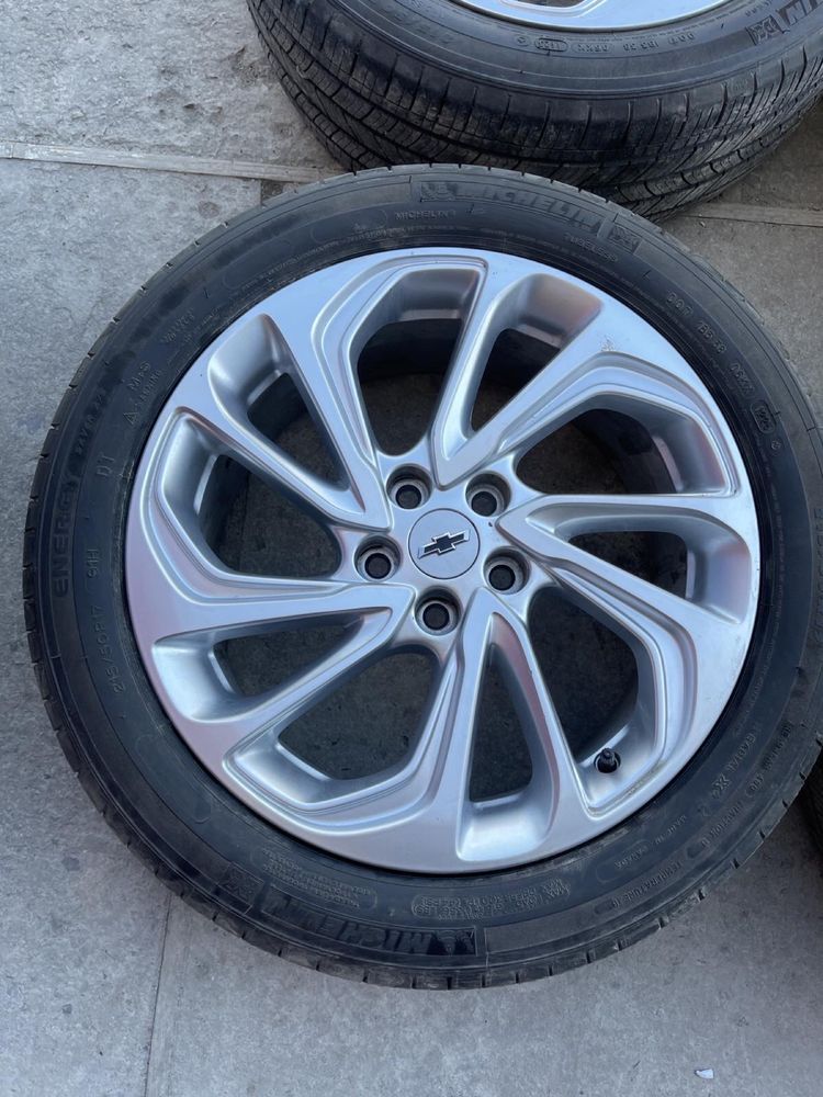 Диски з резиною Michelin R17 Chevrolet Bolt