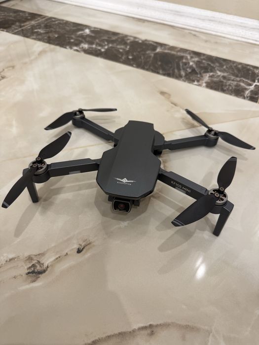 Квадрокоптер KF105 GPS Кейс 4K камера 20 хв 1км