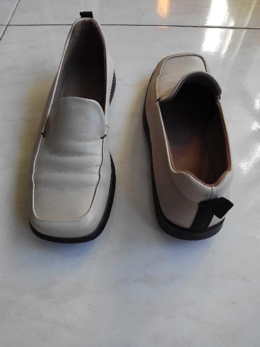 Sapatos de senhora
