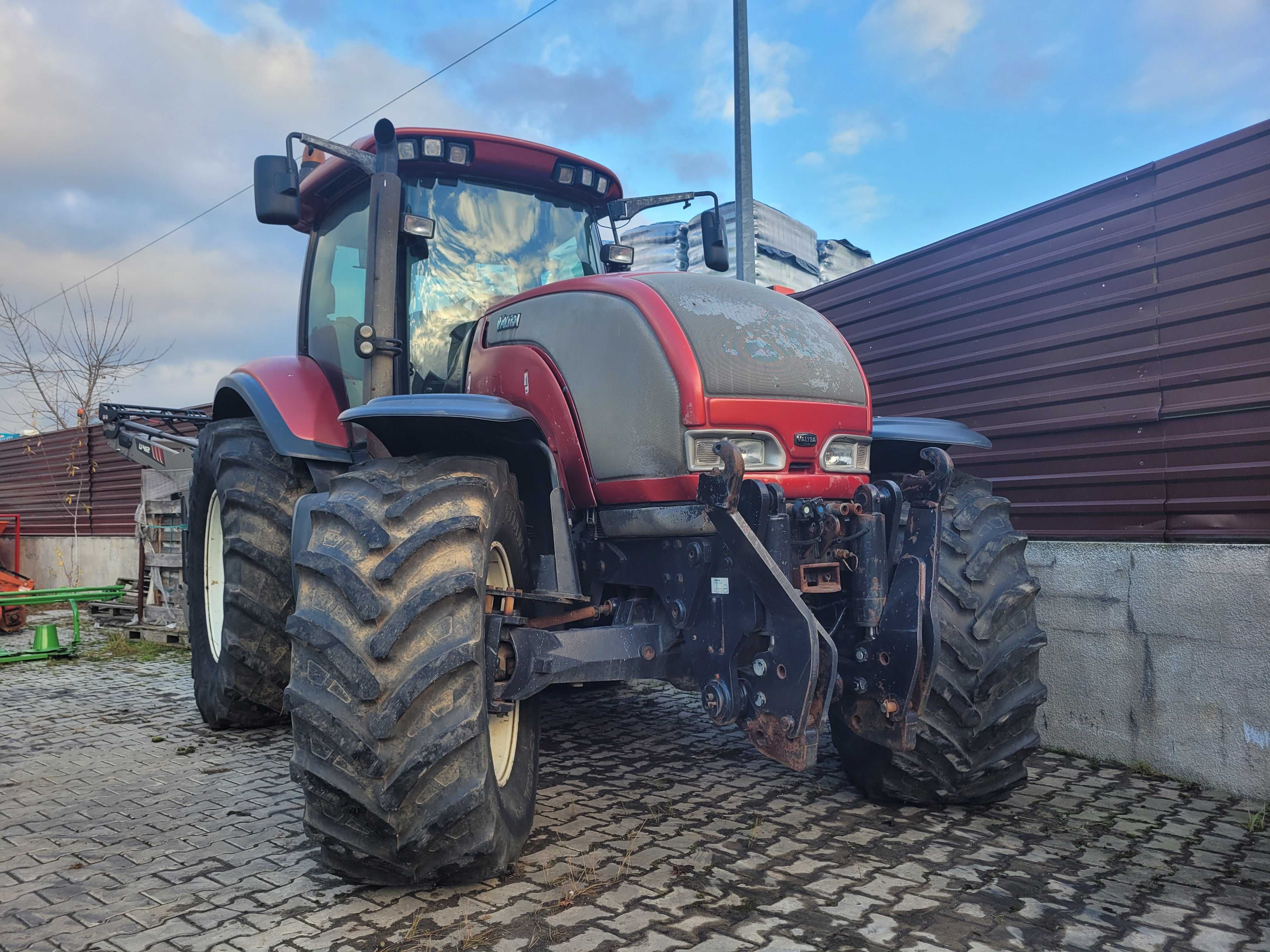 Ciągnik rolniczy Valtra S280