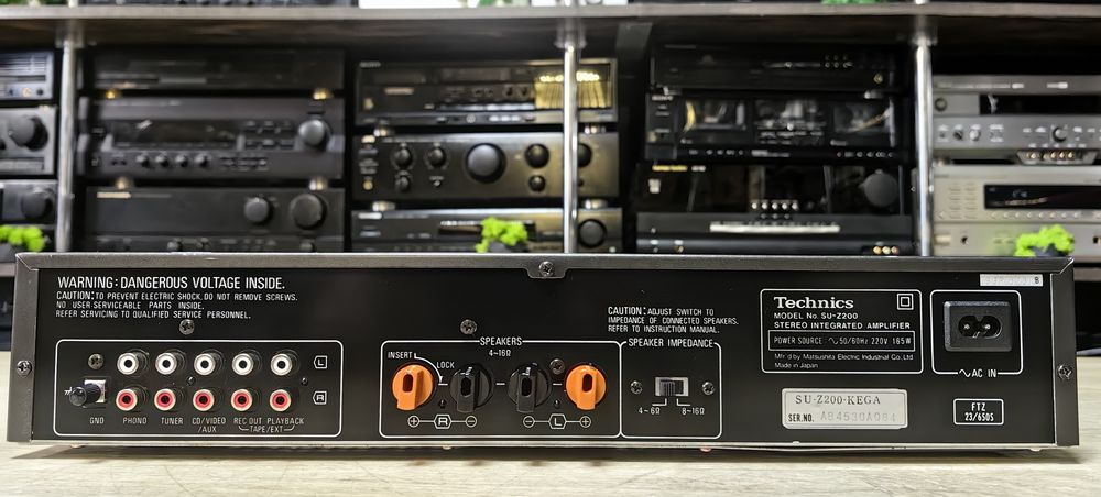Підсилювач Technics SU-Z200/4Ω