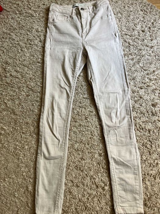 Жіночі джинси скіні