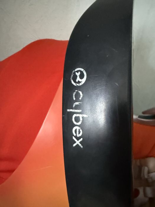 Автокрісло Cybex aton q помаранчевий