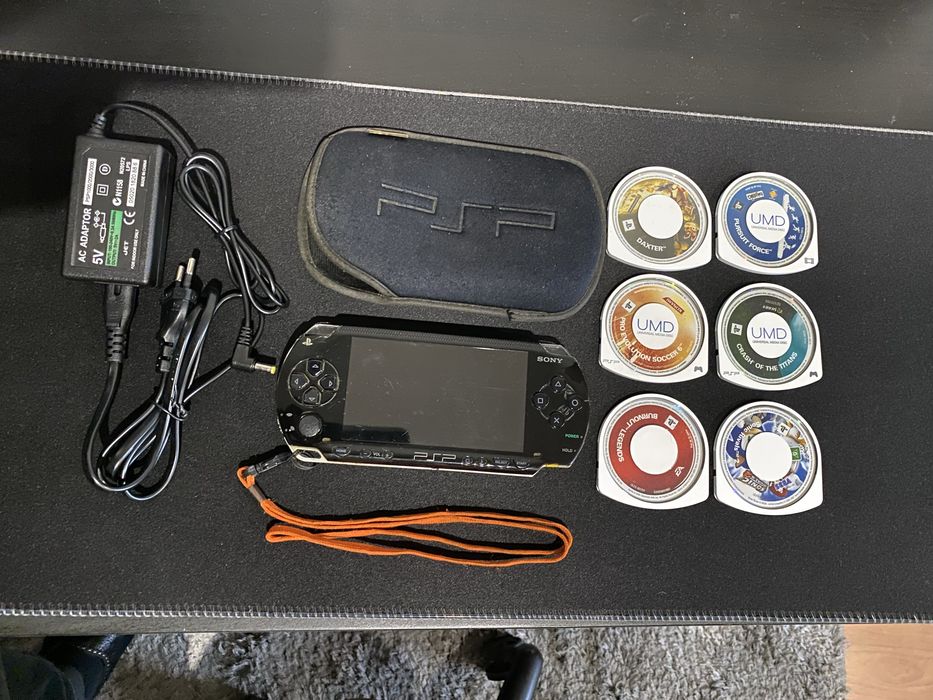 PSP 1000 / Jogos PSP / Carregador PSP